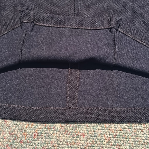 NWT 89th&Madison Navy Skirt size Large - Picture 9 of 9